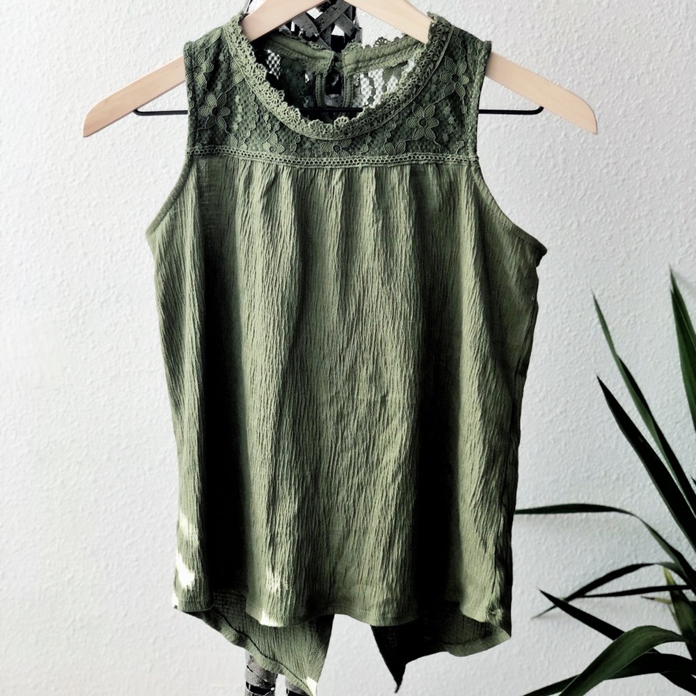Lace tank